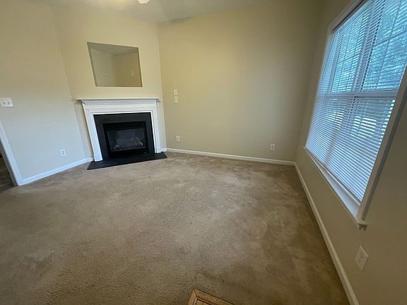 4th image of 1615 Kay St