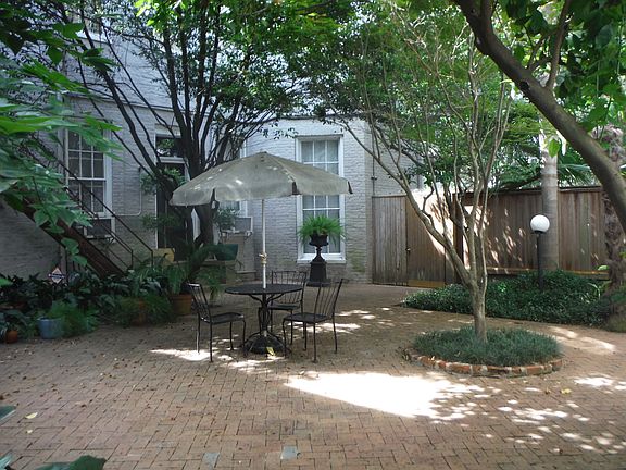 2nd image of 1012 Esplanade Ave APT 5