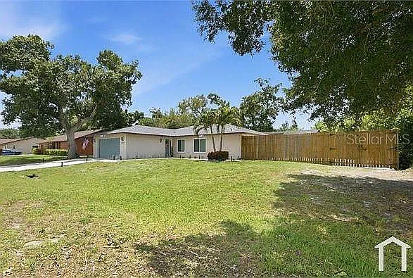 4404 Meadow Creek Cir — Photo 34