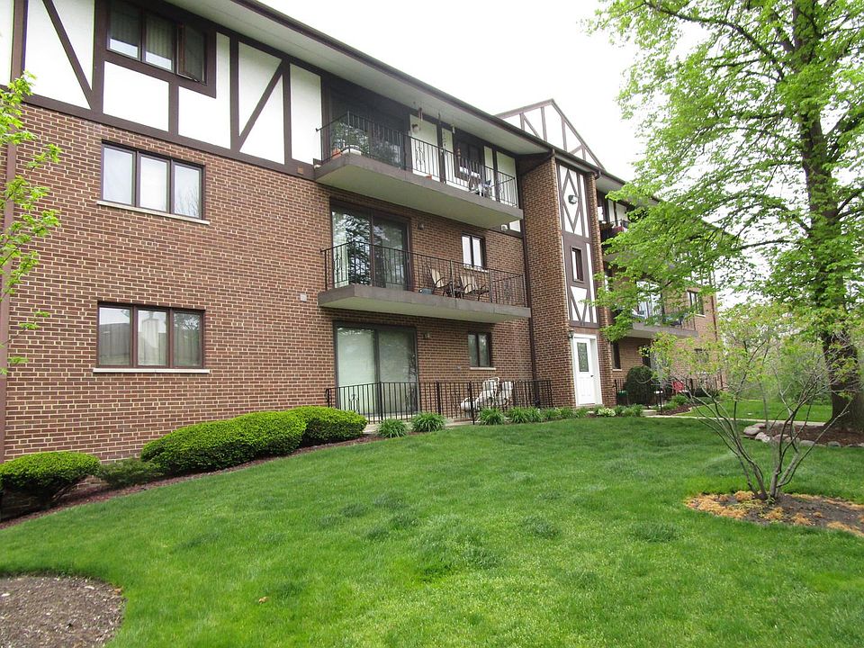 1st image of 11036 Theresa Cir #2C