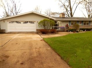 315 Parkview Ln, Lockport, IL 60441