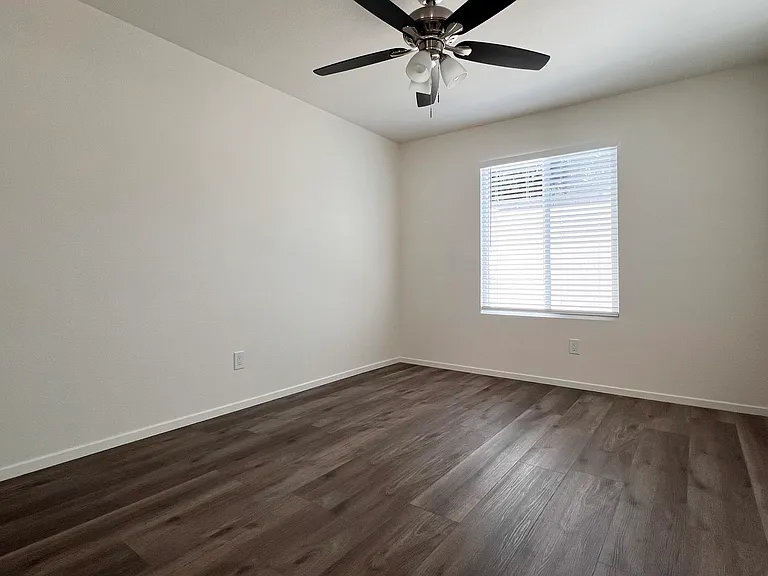 Florida Street Apartments — Photo 41