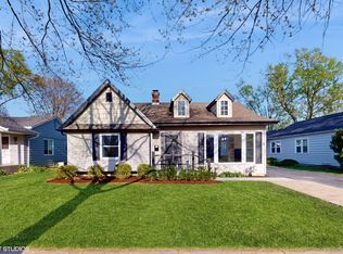 609 N Lincoln Ave, Geneva, IL 60134