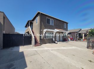 313 E Market St #D, Long Beach, CA 90805