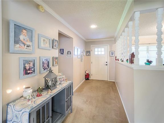 3rd image of 802 Scenic Heights Dr