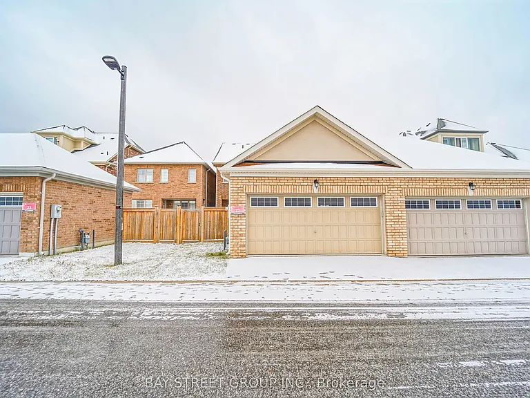 7 Gordon Landon Dr — Photo 47