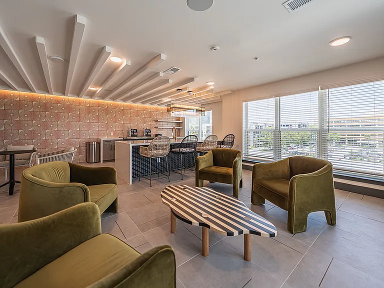 Artea Apartments — Photo 9