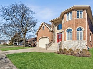 7040 Foster St, Morton Grove, IL 60053