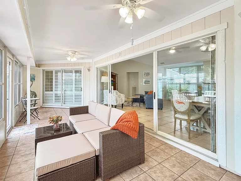 1127 E Seminole Ave #8A — Photo 25