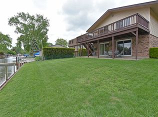 719 Monterrey Ter, McHenry, IL 60050