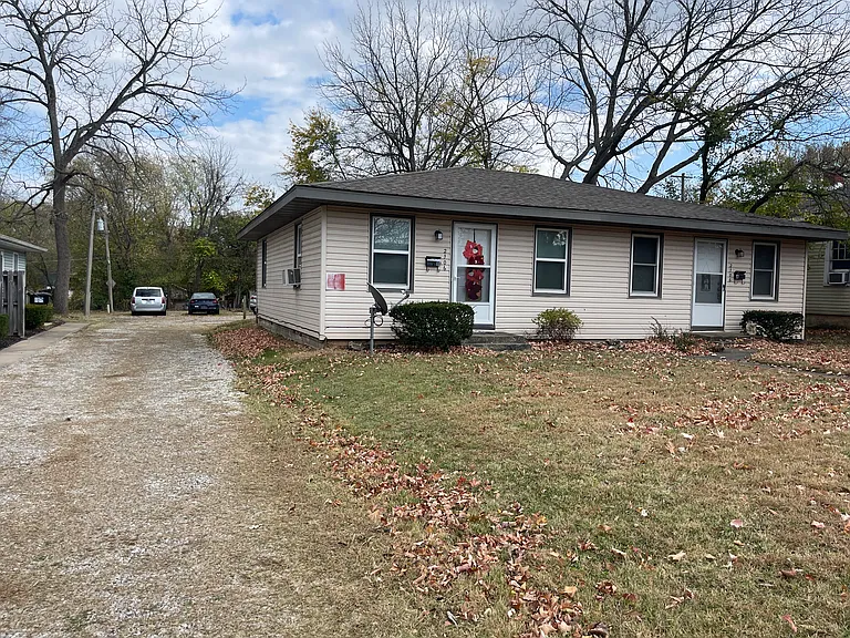 2106 N Benton Ave #B — Photo 13