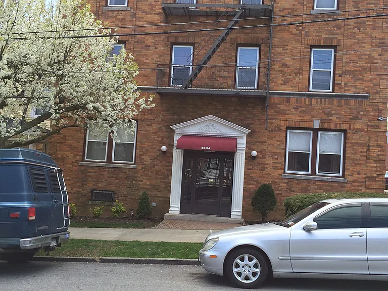 85-04 Forest Pkwy #1D — Photo 9