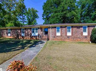 8 Gavins Point Rd, Greenville, SC 29615