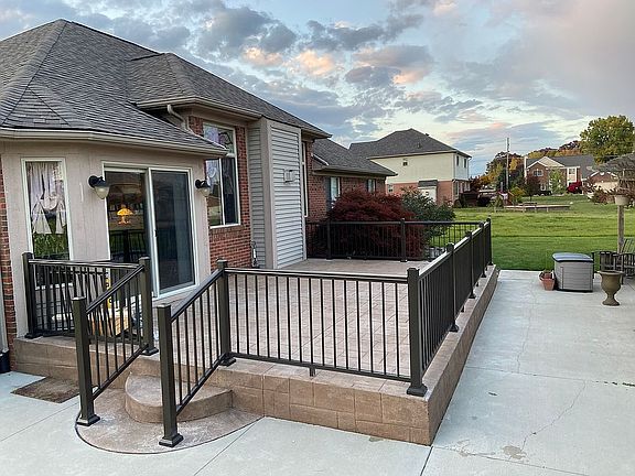 3rd image of 1128 Carpenter Dr