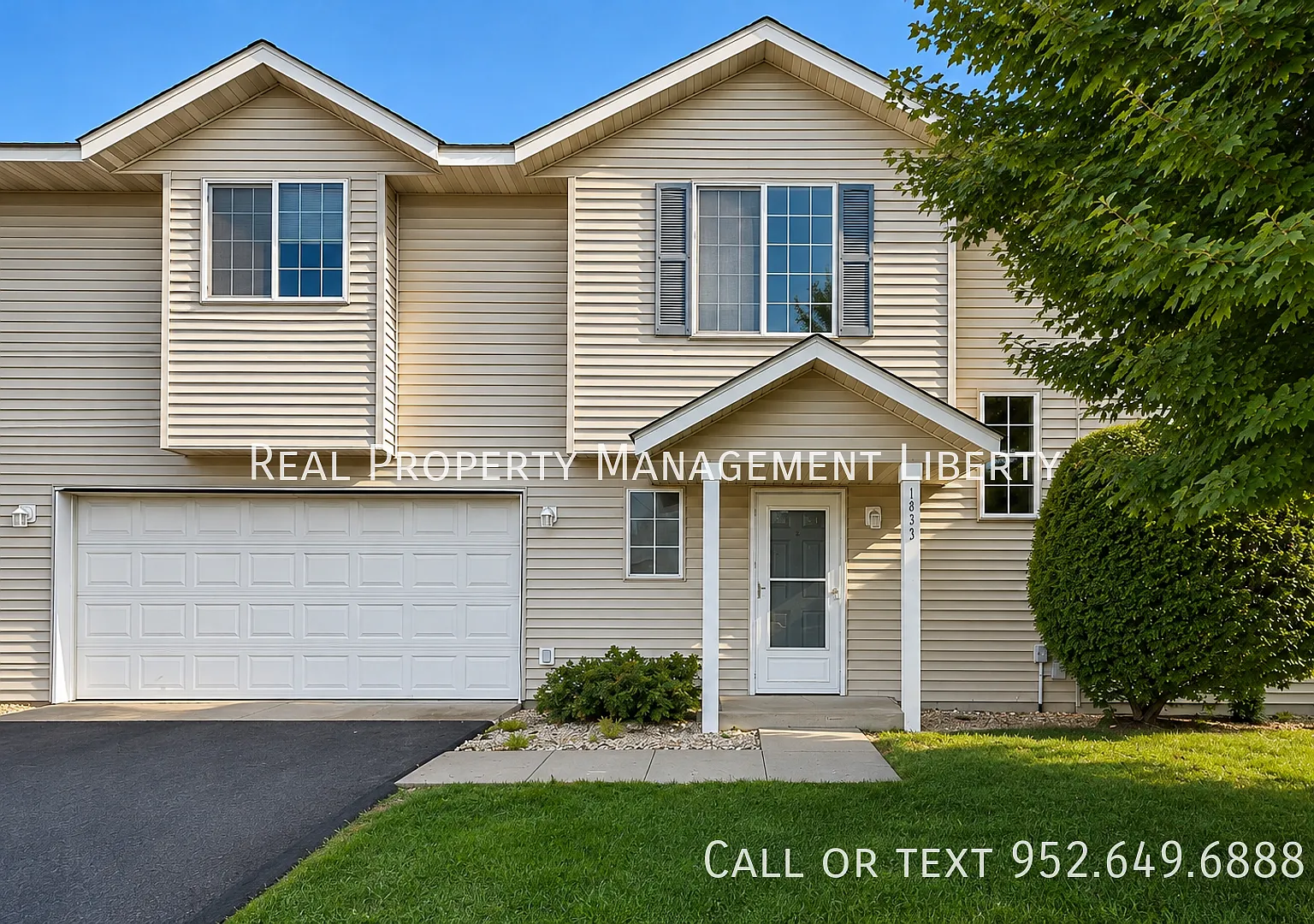 Spacious 2-Bedroom Shakopee Townhome with 2-Car Garage, Private Deck and Walkout Lower Level — Photo 1