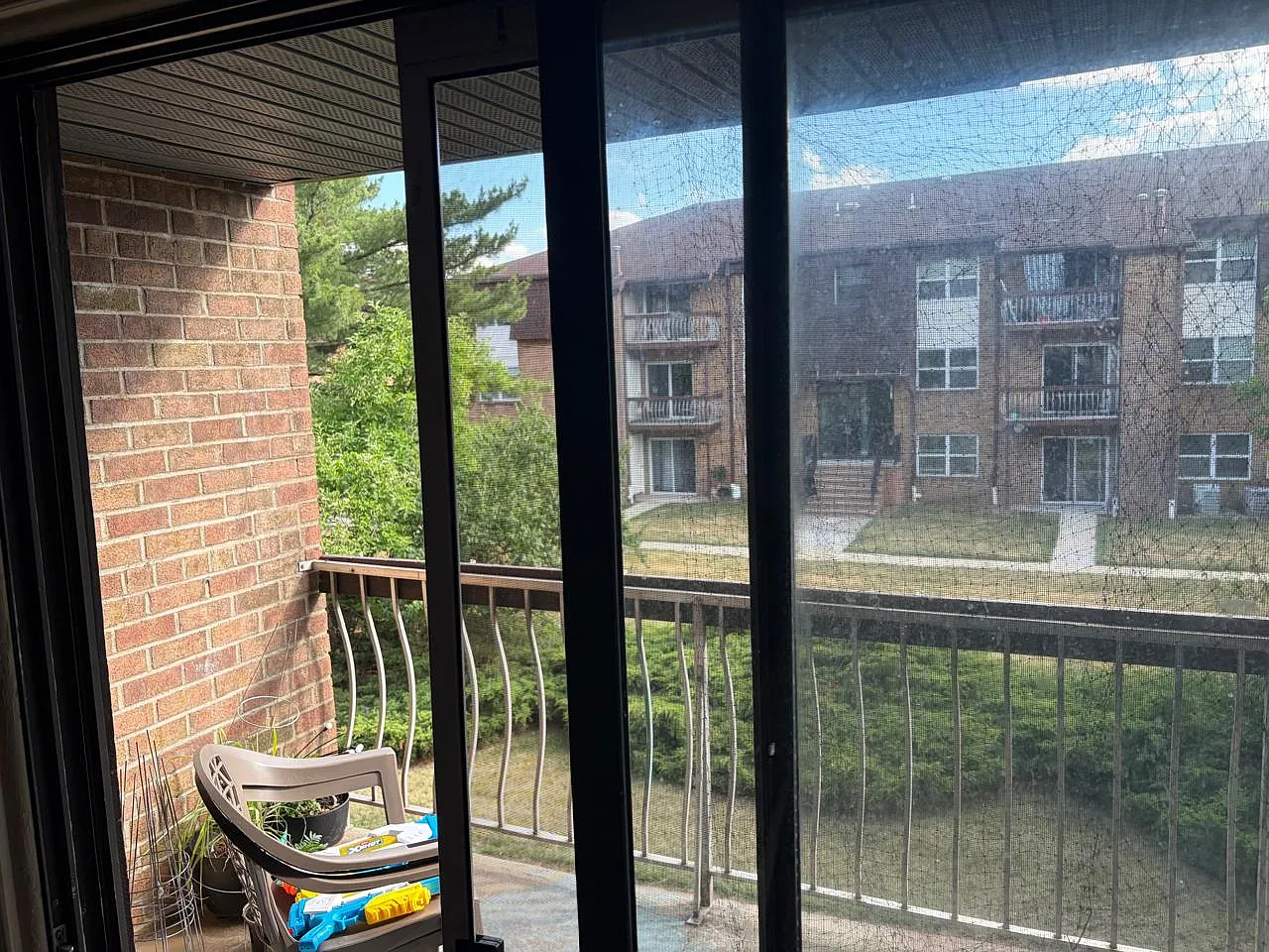 2 bed, 1282 sqft, $2,450 — Photo 3