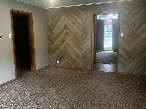5th image of 3119 Moor Dr