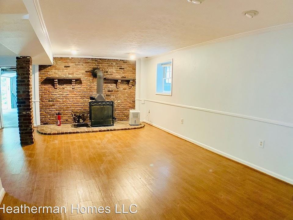 1st image of 29 Greenridge Dr