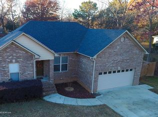 2106 Maplecrest Dr, Fultondale, AL 35068