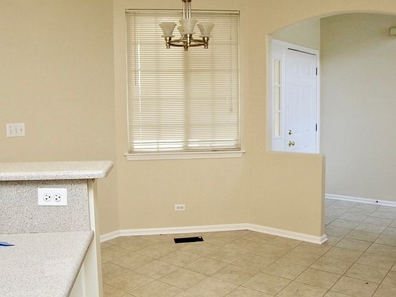 5th image of 1441 N Waterbury Cir #1435