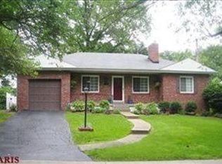 532 Elizabeth Dr, Saint Louis, MO 63119