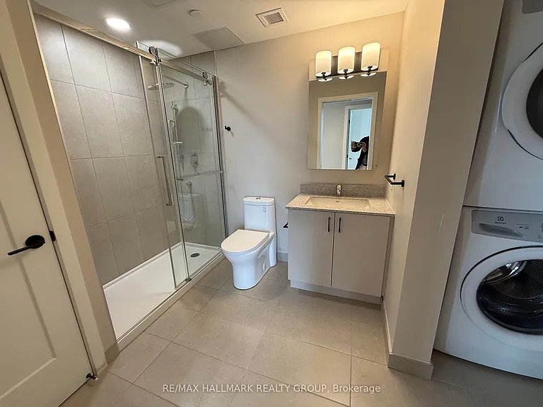275 Carling Ave #1504 — Photo 24