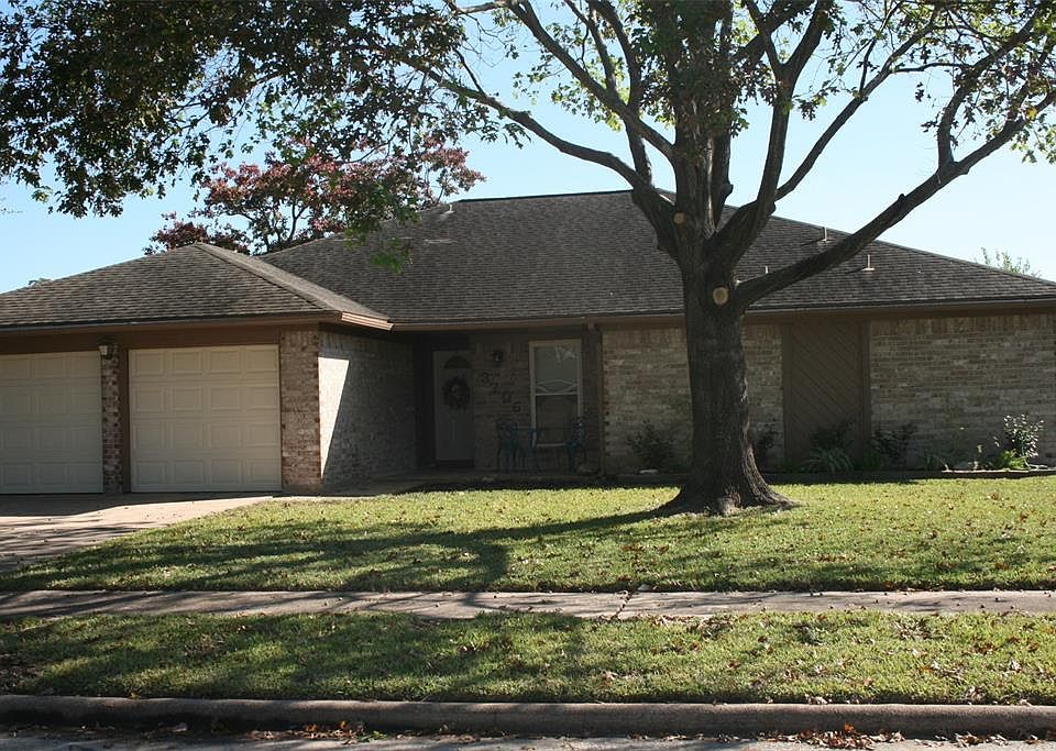 1st image of 3706 Downing Cir