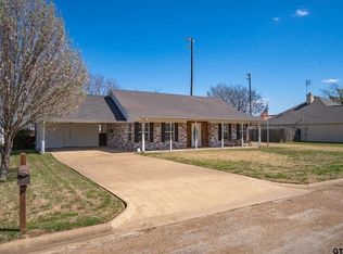 118 N 10th St, Mabank, TX 75147