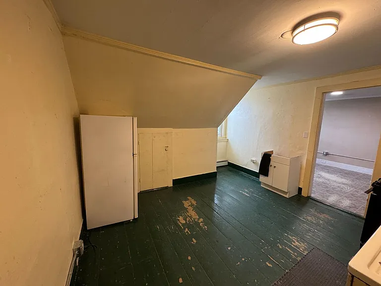 16 Glidden St. — Photo 2