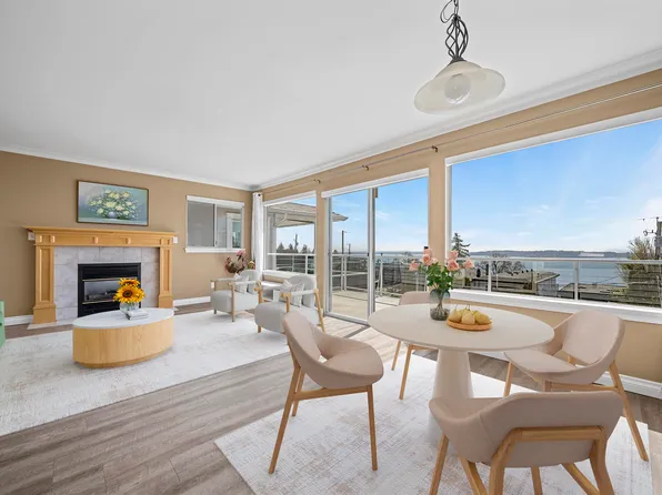 15173 Royal Ave, White Rock, BC V4B 1M2