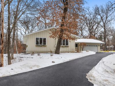 21 N Oaks Rd, North Oaks, MN, 55127