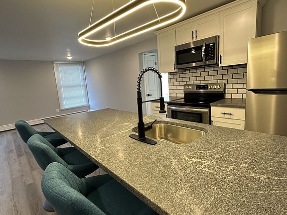 4th image of 910 Teall Ave #11210752