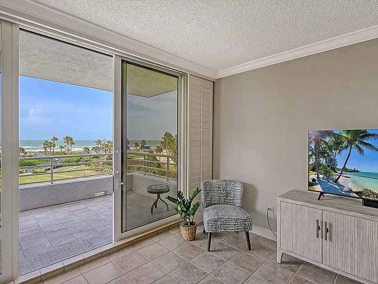 2109 Gulf Of Mexico Dr #1203 — Photo 9