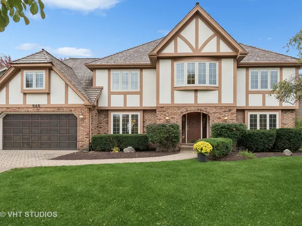 940 W Bailey Rd, Naperville, IL 60565
