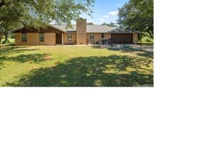 342 Turner Rd, Pleasanton, TX 78064