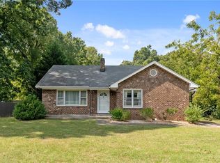 420 Alamance Rd, Burlington, NC 27215