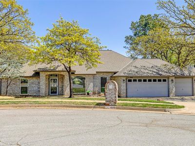 408 Saint James Dr, Edmond, OK, 73034