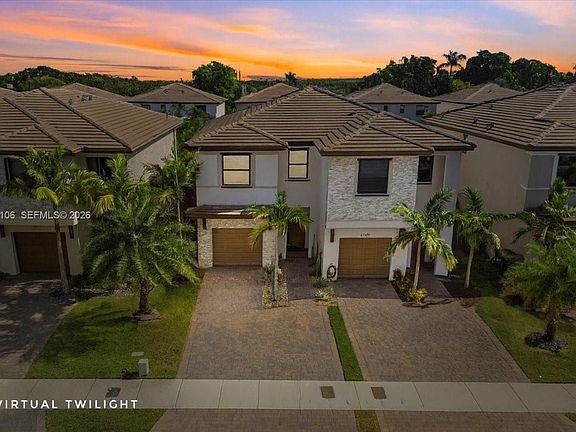 2nd image of 25521 SW 108th Ct