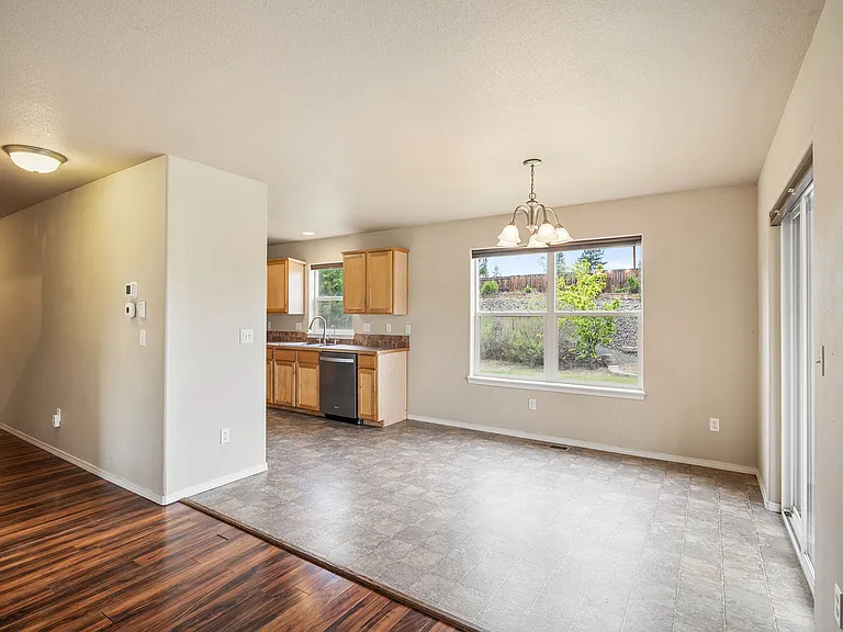 61095 Borden Dr — Photo 7