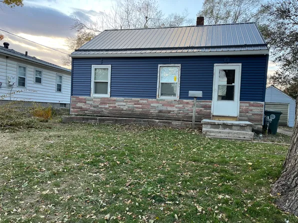 826 Englewood Ave, Waterloo, IA 50701