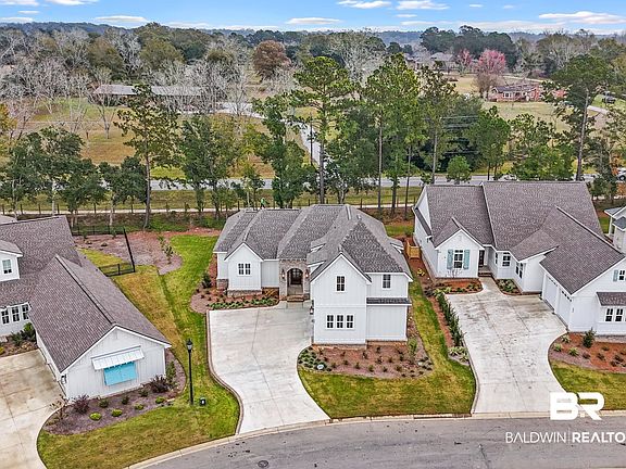 5th image of 884 Geranium Dr