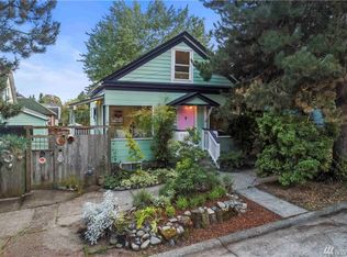 1011 N Motor Pl, Seattle, WA 98103