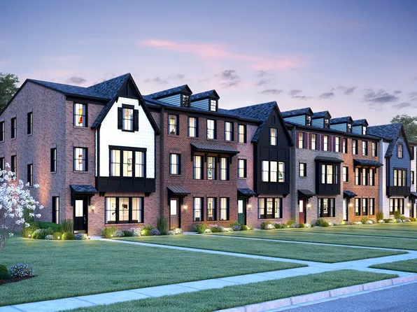 13921 Vernon St, Chantilly, VA 20151