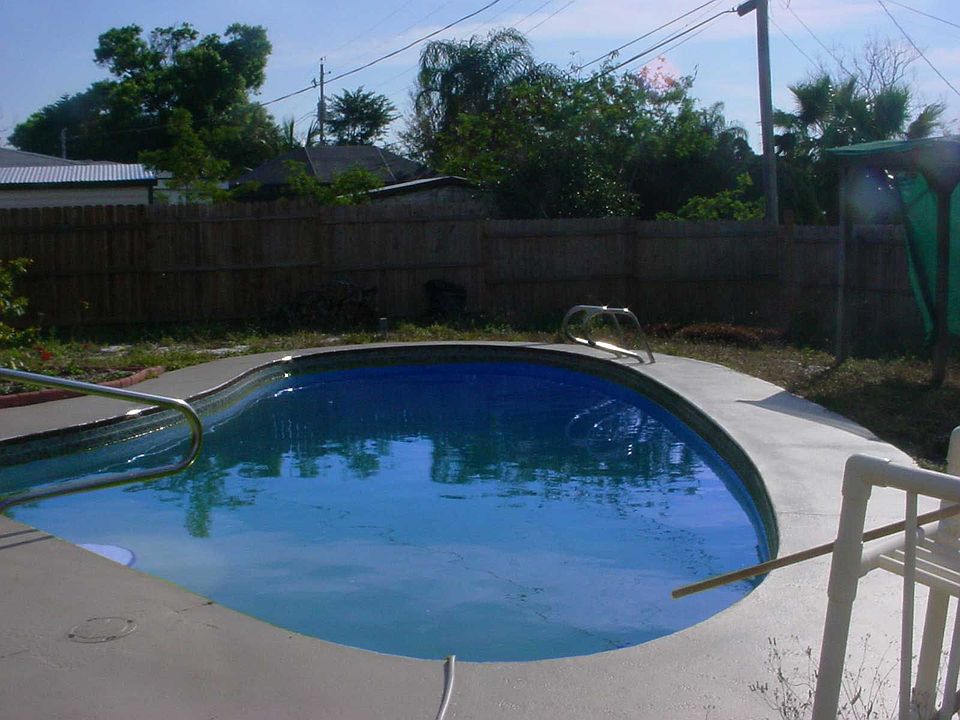 2nd image of 892 Lance St