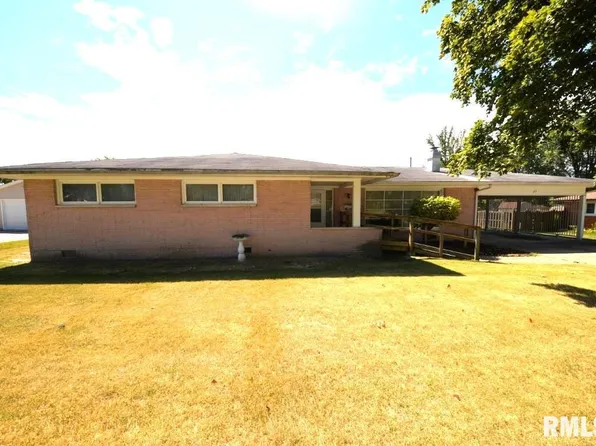 23 Greve Dr, Centralia, IL 62801