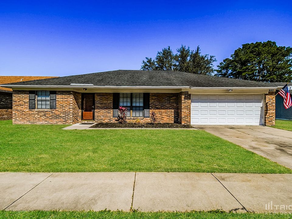 1st image of 937 Chalmet Ln