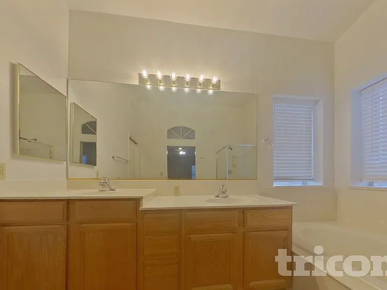 11619 W Cyprus Dr — Photo 7