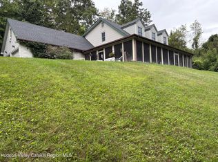 66 Orchard Rd, Elizaville, NY 12523