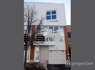 1753 W George St, Chicago, IL 60657