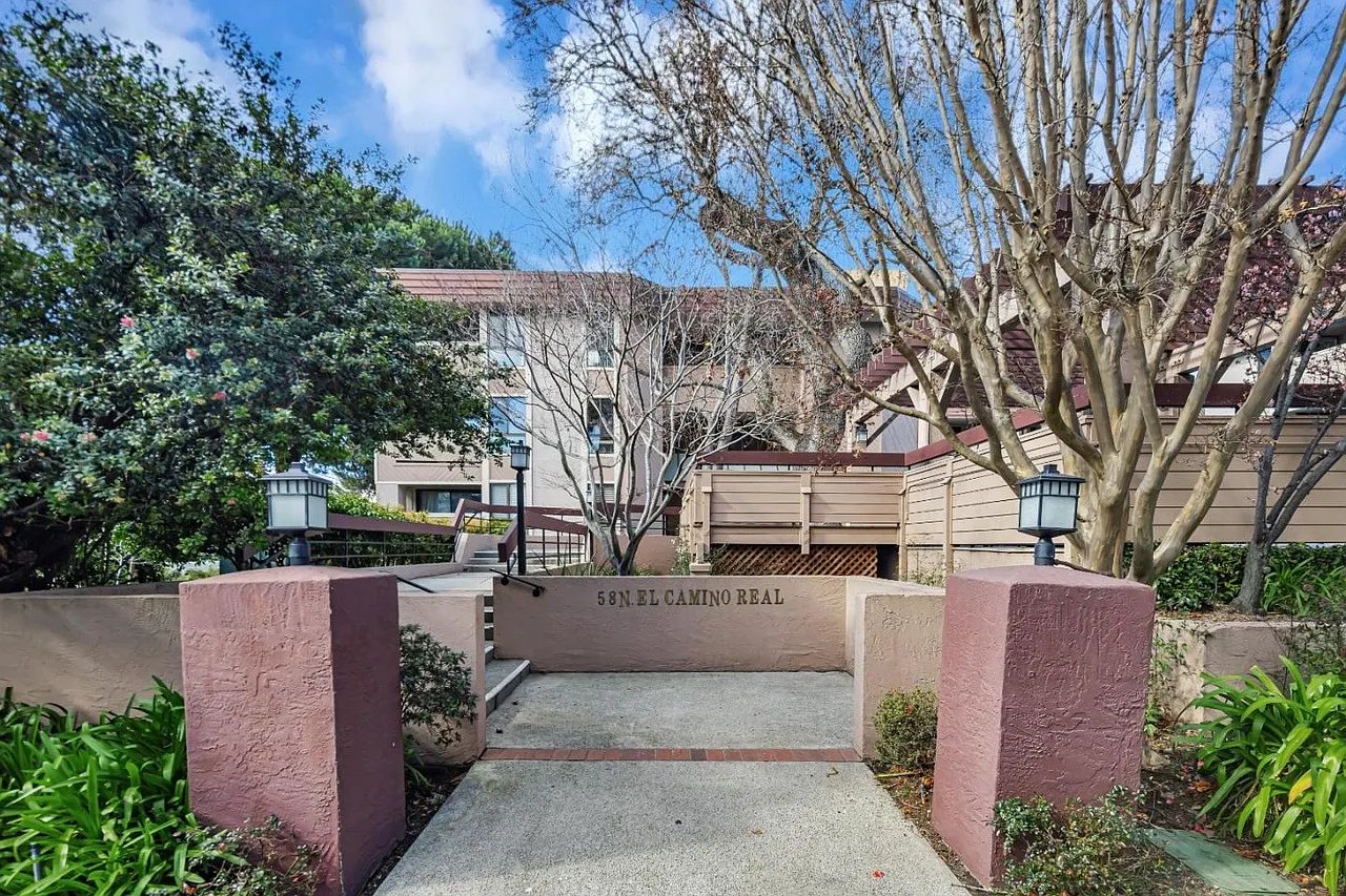 2 bed, 1276 sqft, $4,700 — Photo 2